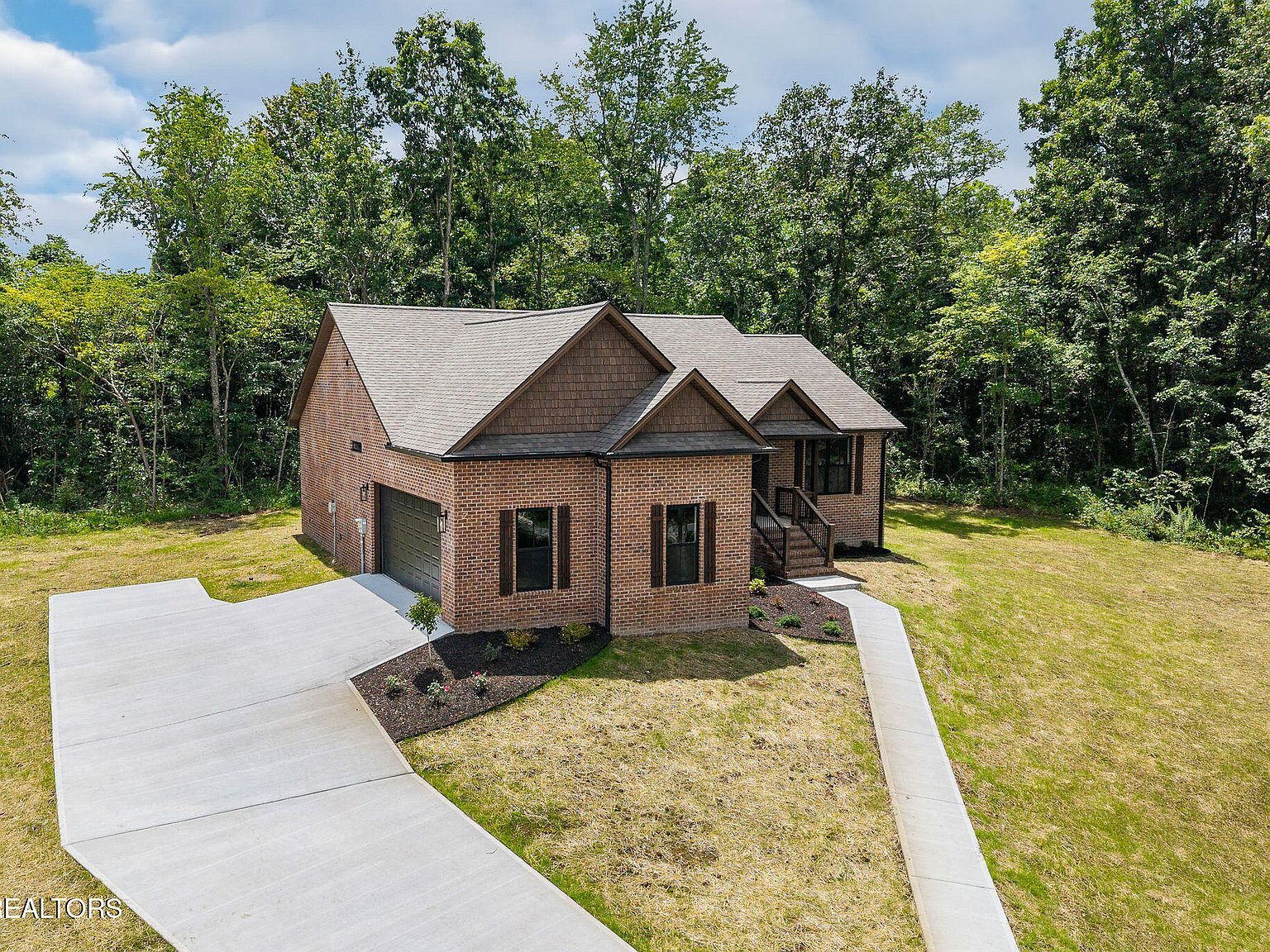 2 Riverchase Dr Crossville, TN 38571 - Thumbnail 3