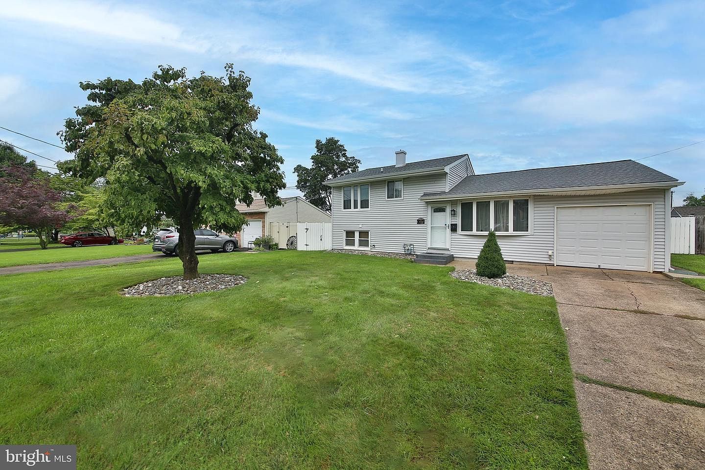 3072 Richlieu Rd Bensalem, PA 19020 - Thumbnail 3