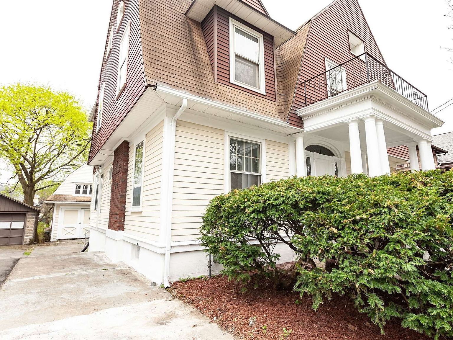 137 Leroy St Binghamton, NY 13905 - Thumbnail 3