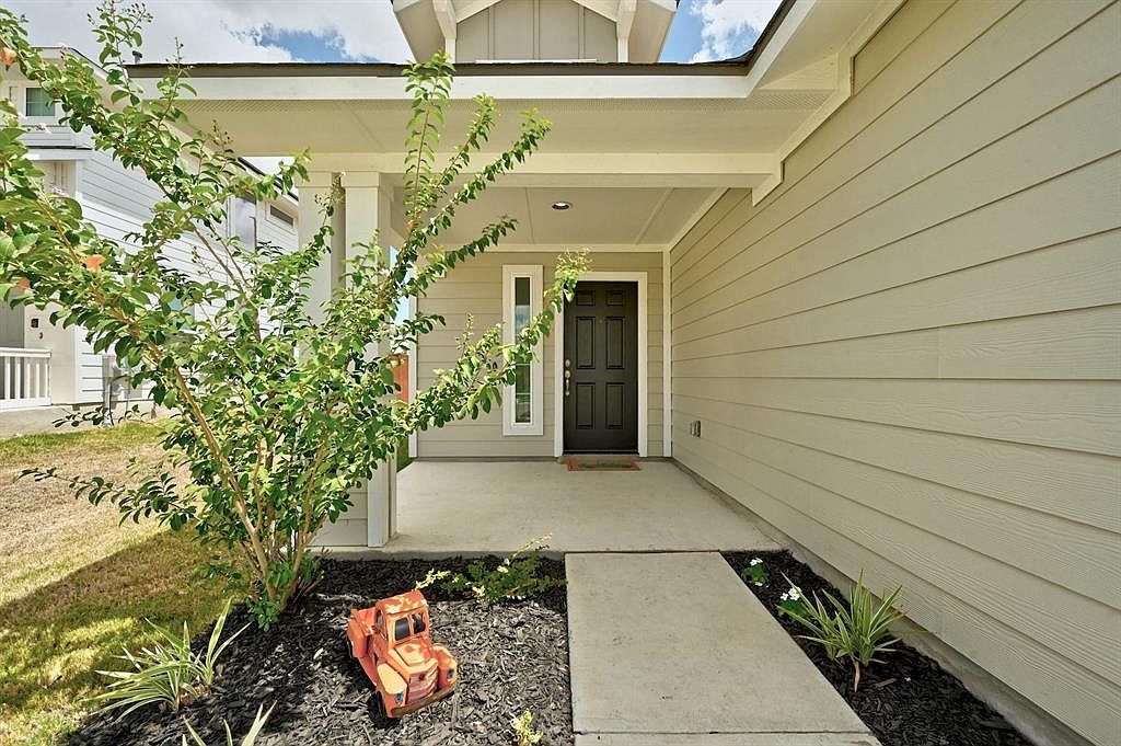 155 Lyndon Dr San Marcos, TX 78666 - Thumbnail 3