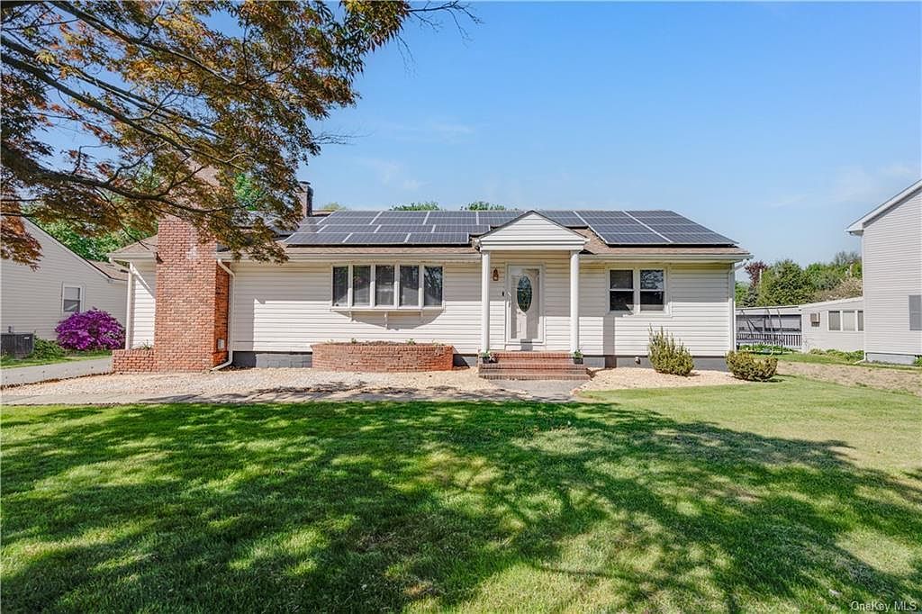 55 Kinry Rd Poughkeepsie, NY 12603 - Thumbnail 3