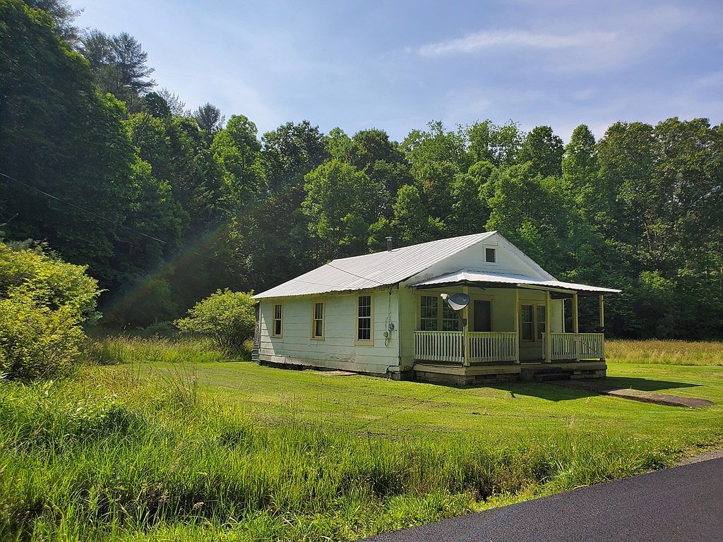 1418 Dempsey Rd Fayetteville, WV 25840 - Thumbnail 3