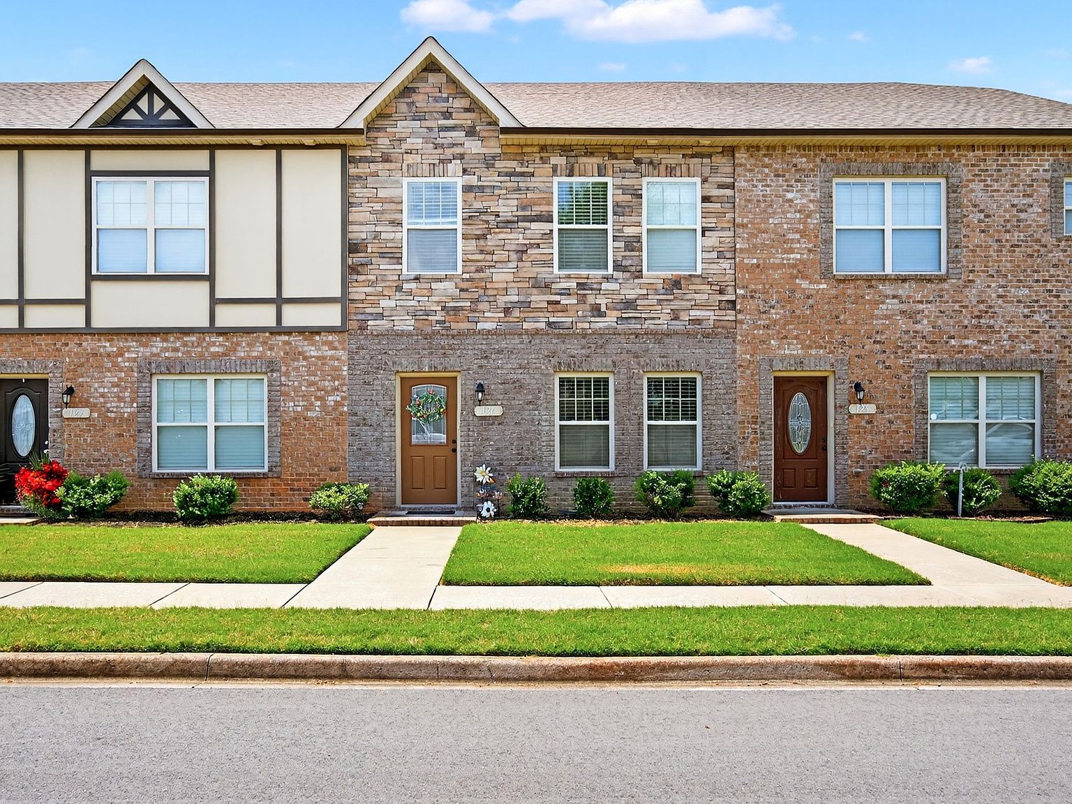 126 Turn Row Dr Clarksville, TN 37043 - Thumbnail 3