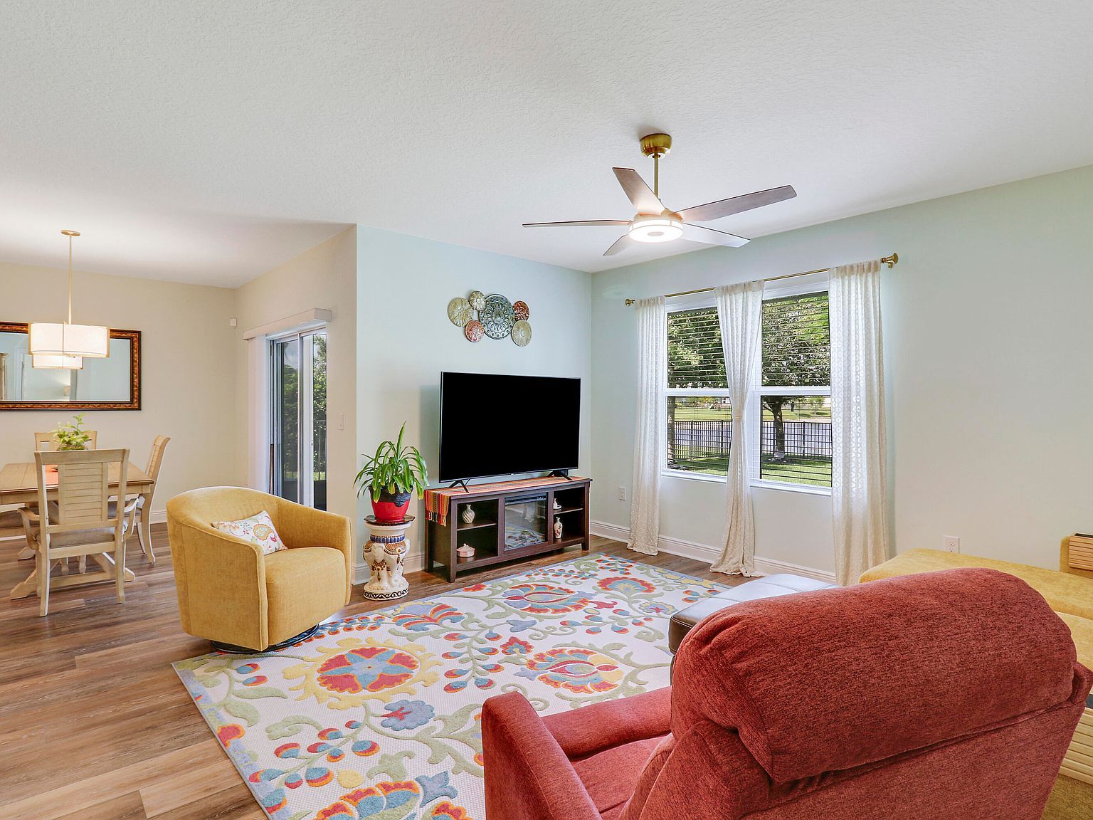 2138 Harwick Cir SW Vero Beach, FL 32968 - Thumbnail 3