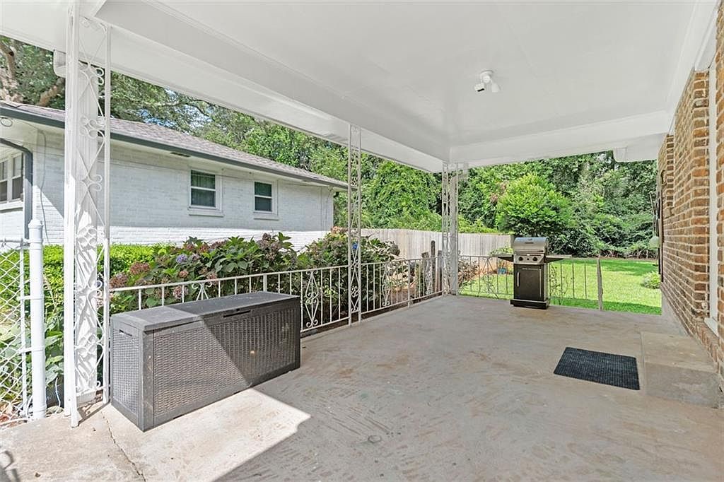 2483 Hunting Valley Dr Decatur, GA 30033 - Thumbnail 3