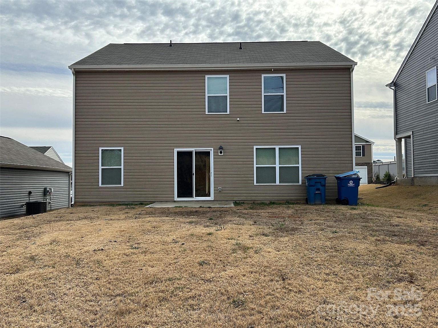 1071 Foxberry Ln Maiden, NC 28650 - Thumbnail 3