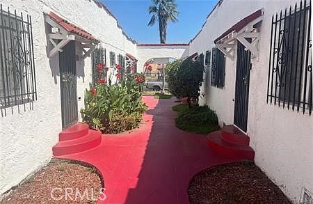 726 W 76th St Los Angeles, CA 90044 - Thumbnail 3