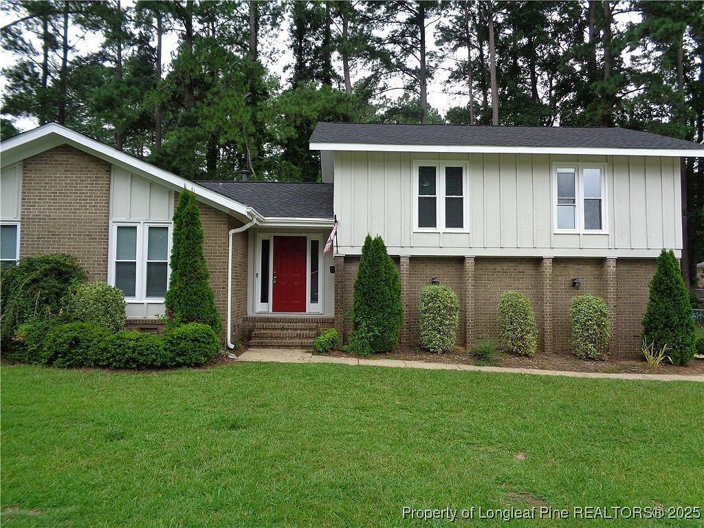 201 Rivenoak Dr Fayetteville, NC 28303 - Thumbnail 3