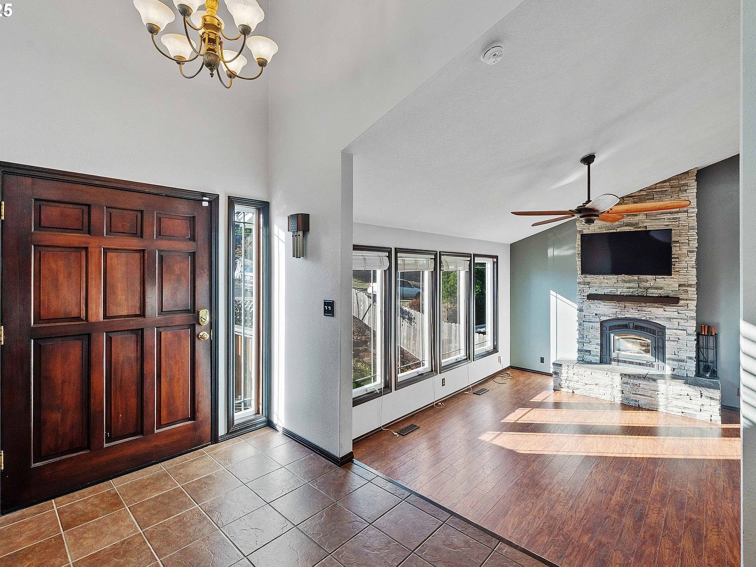 1845 Oak St North Bend, OR 97459 - Thumbnail 3