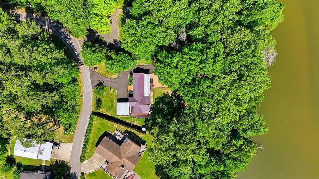 259 Joy Dr Springville, TN 38256 - Thumbnail 3