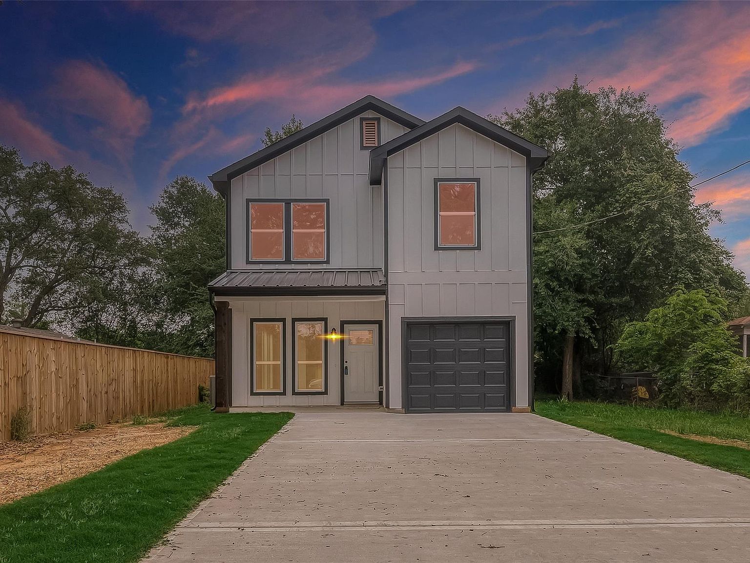 2710 Dewey St Waller, TX 77484 - Thumbnail 3