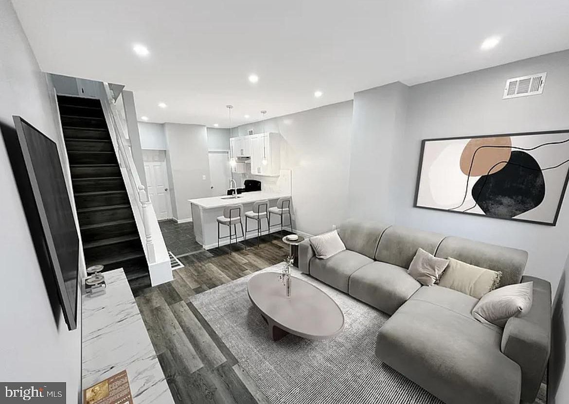 2546 W Seltzer St Philadelphia, PA 19132 - Thumbnail 3