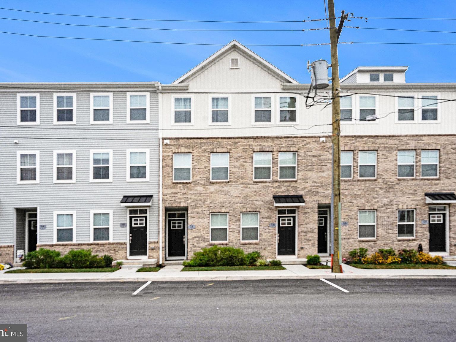 7 Ford St UNIT A Bridgeport, PA 19405 - Thumbnail 3