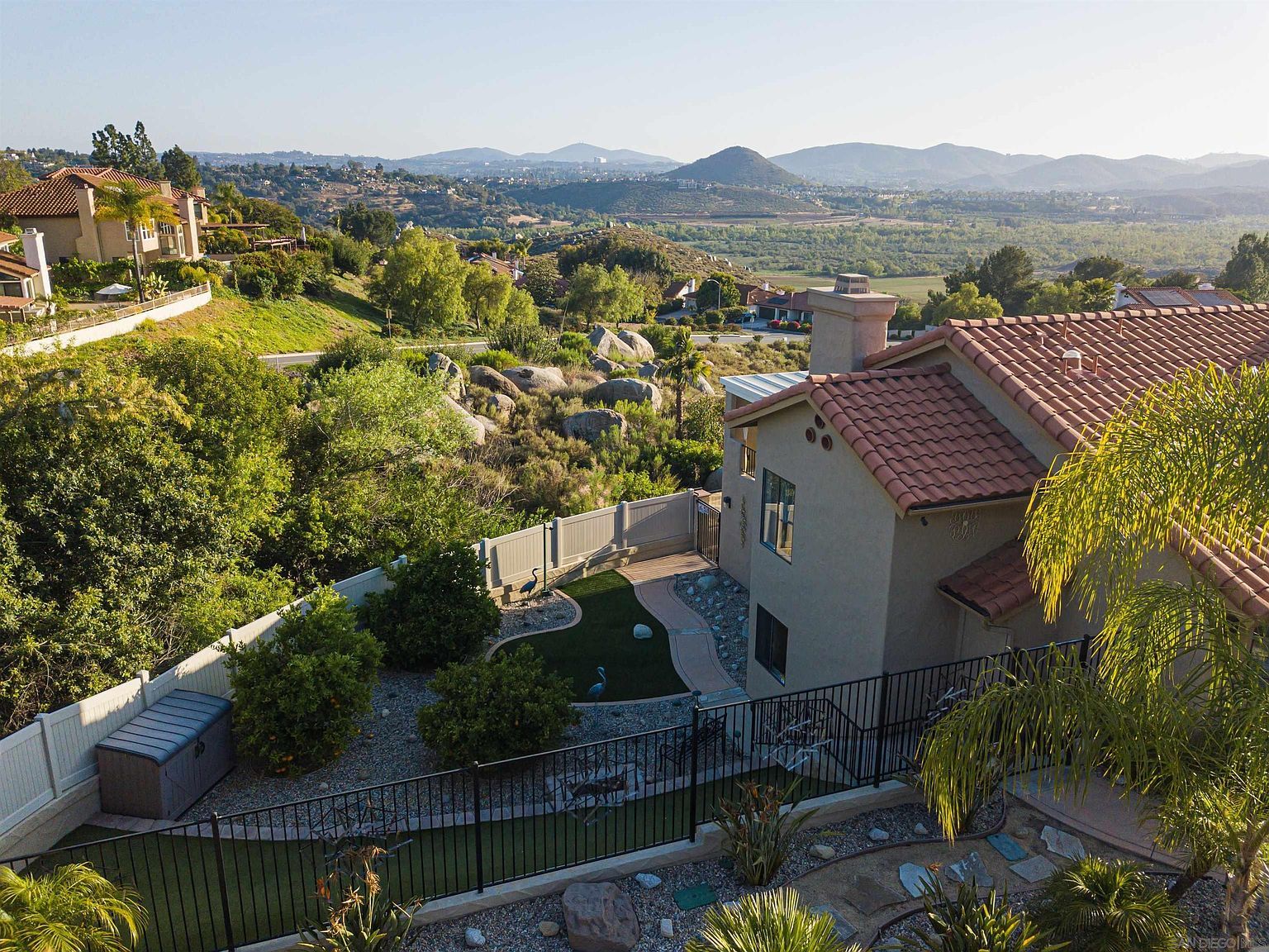 3933 Pinnacle Pl Escondido, CA 92025 - Thumbnail 3