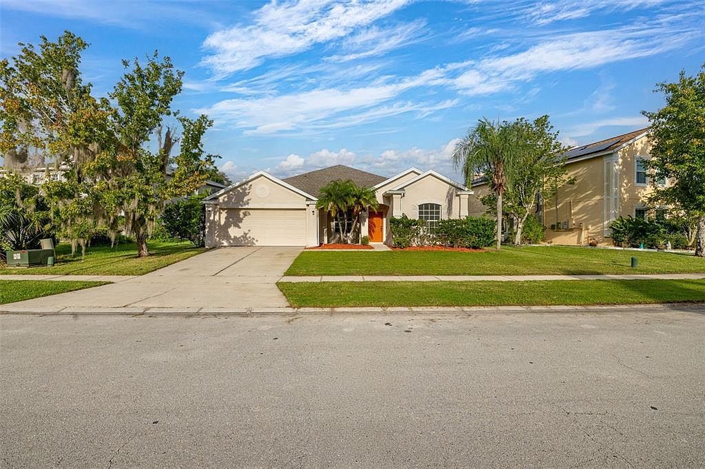 2172 The Oaks Blvd Kissimmee, FL 34746 - Thumbnail 3