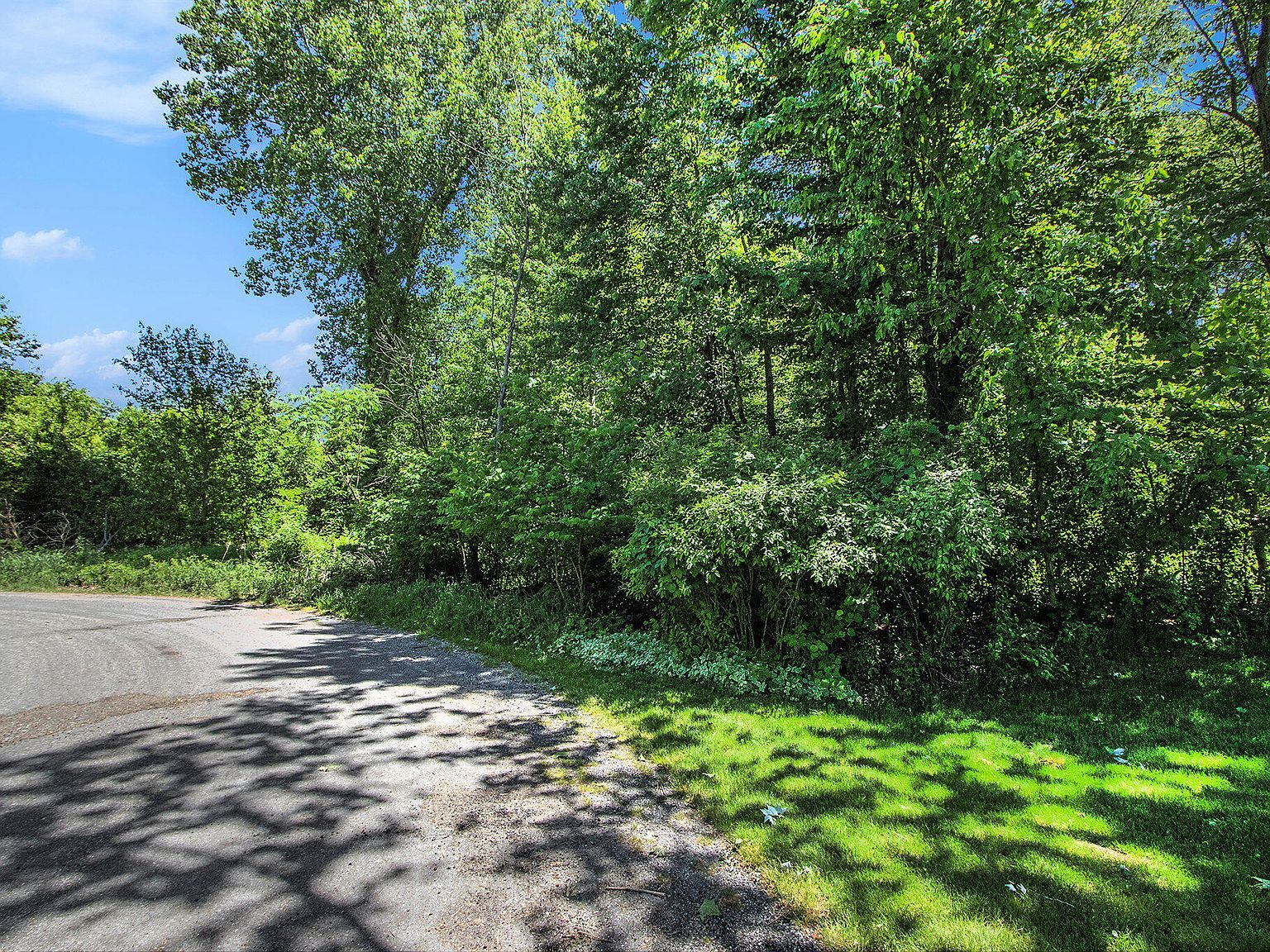 48681 Valley Ct Paw Paw, MI 49079 - Thumbnail 3