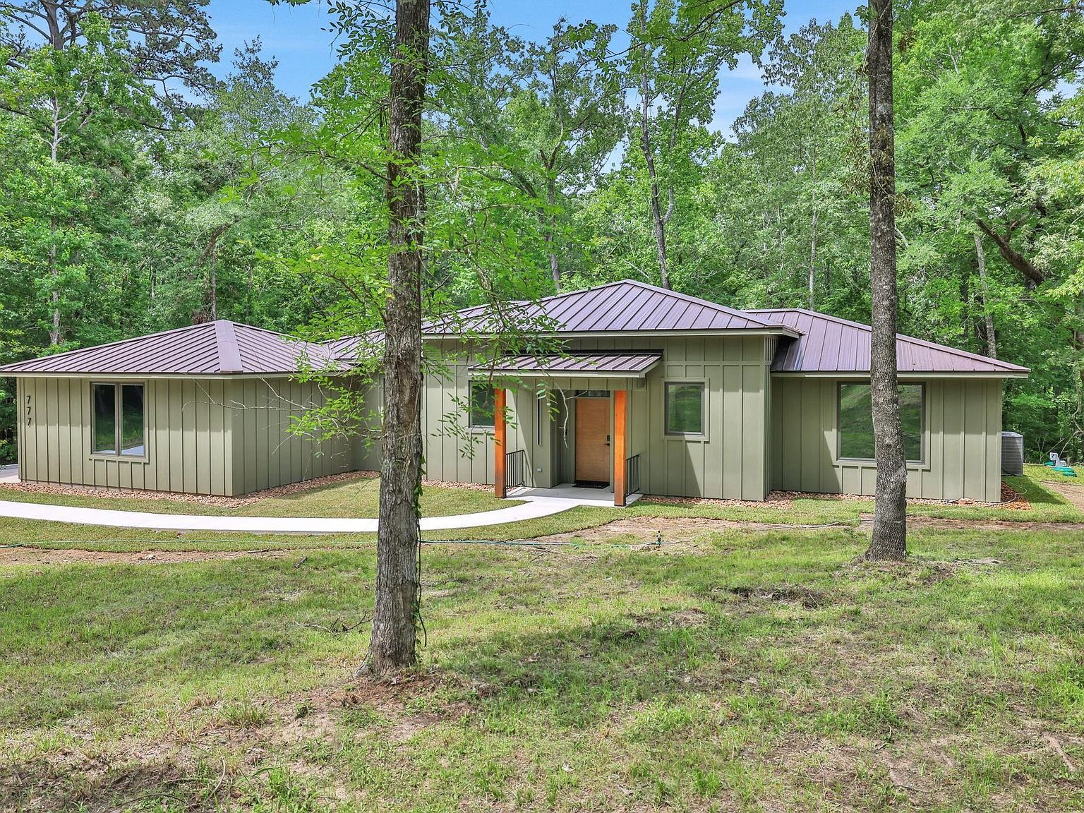 777 S Cape Royale Dr Coldspring, TX 77331 - Thumbnail 3