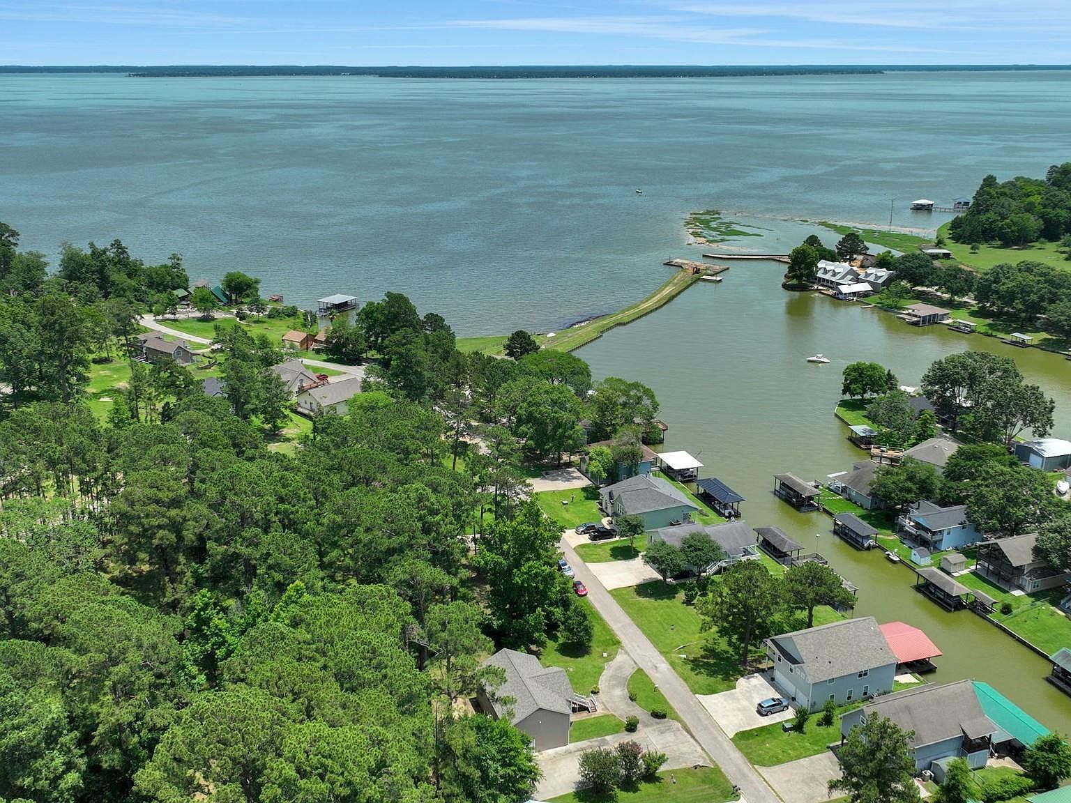 360 Holiday Ln Coldspring, TX 77331 - Thumbnail 3