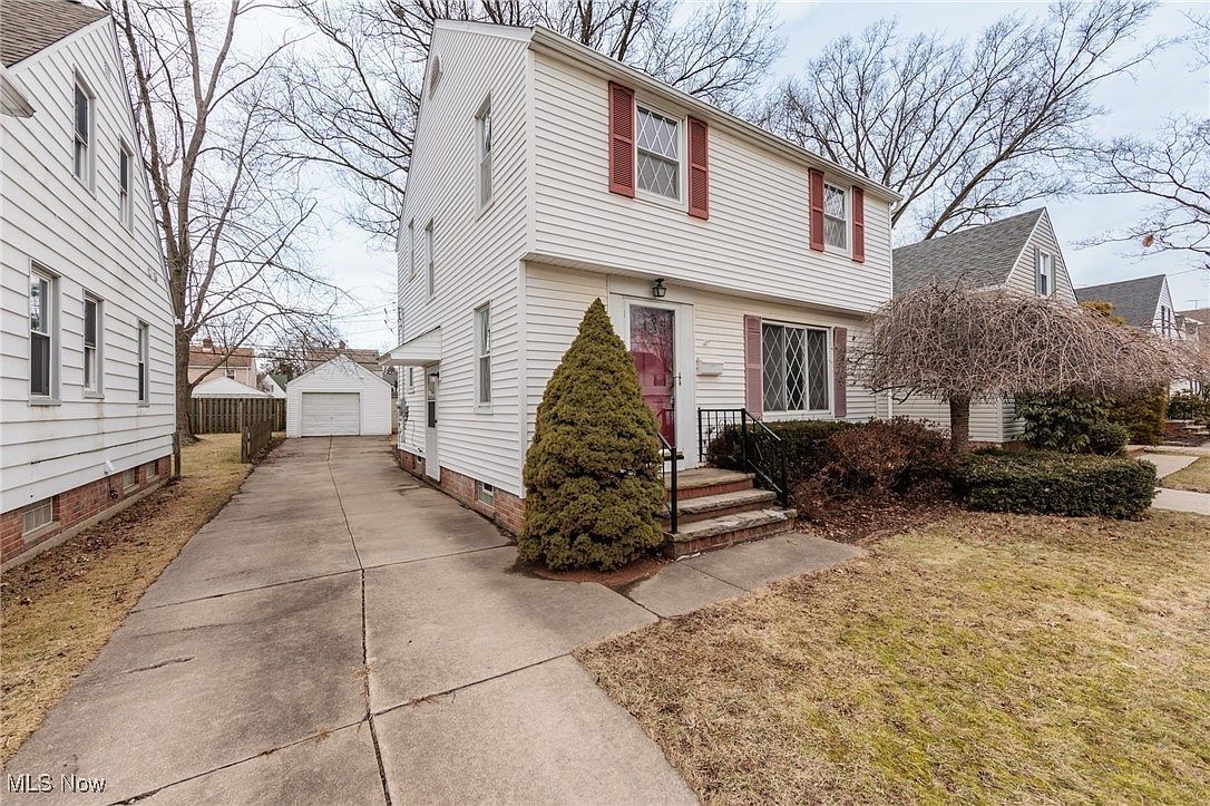 1232 Avondale Rd South Euclid, OH 44121 - Thumbnail 3