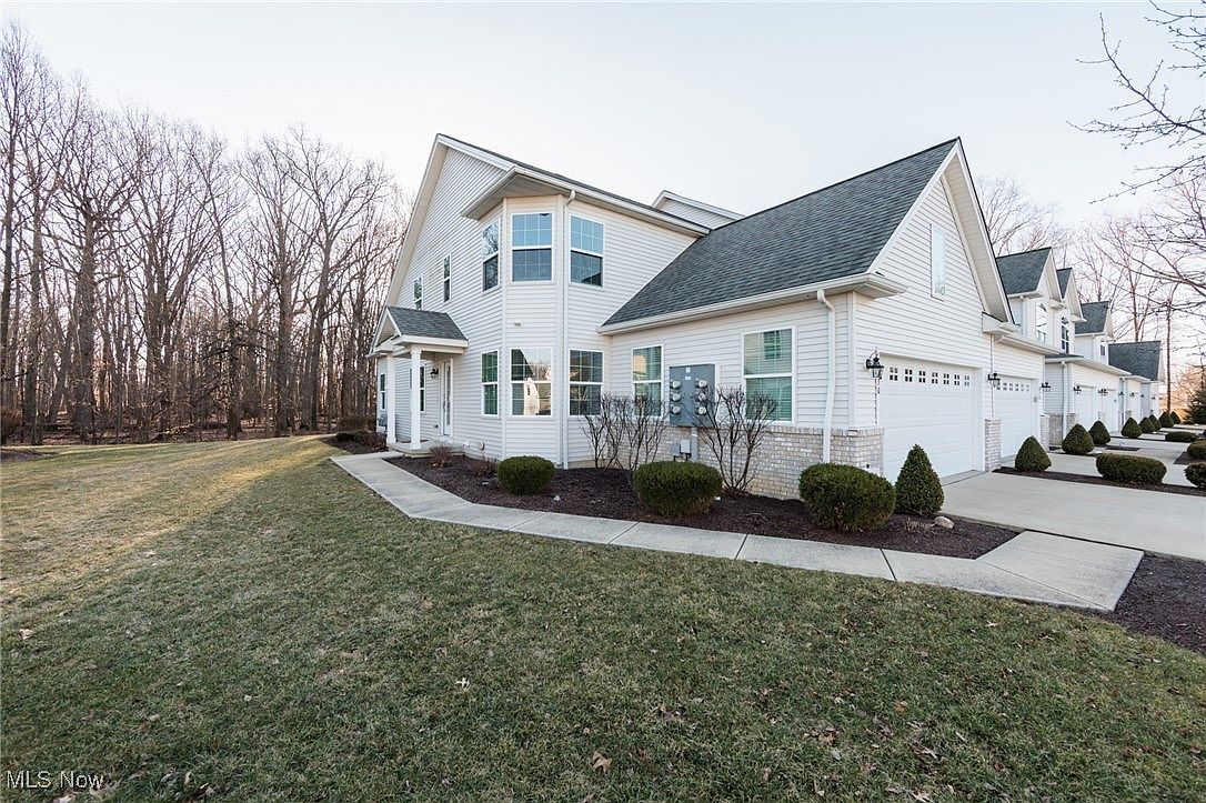 830 Wildberry Cir Avon Lake, OH 44012 - Thumbnail 3