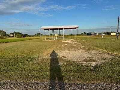 119 Swordfish Ln Palacios, TX 77465 - Thumbnail 3