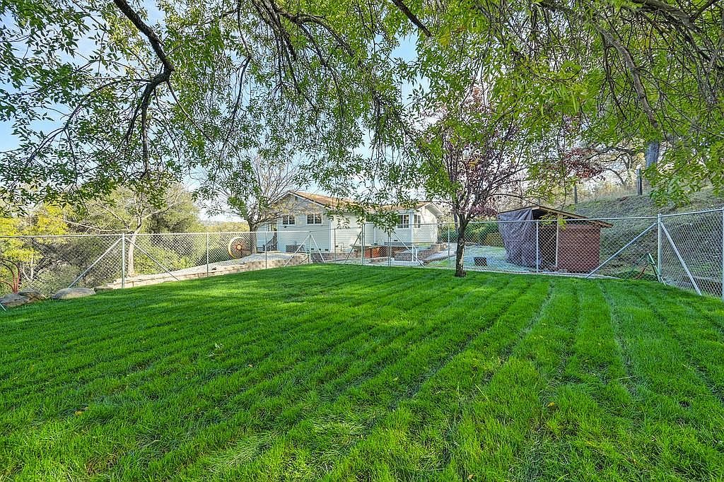 1244 Cold Springs Rd Placerville, CA 95667 - Thumbnail 3