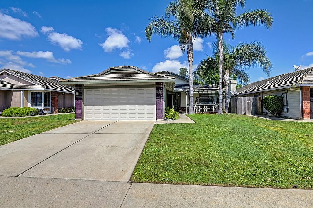 981 Vintage Oak Ave Galt, CA 95632 - Thumbnail 3