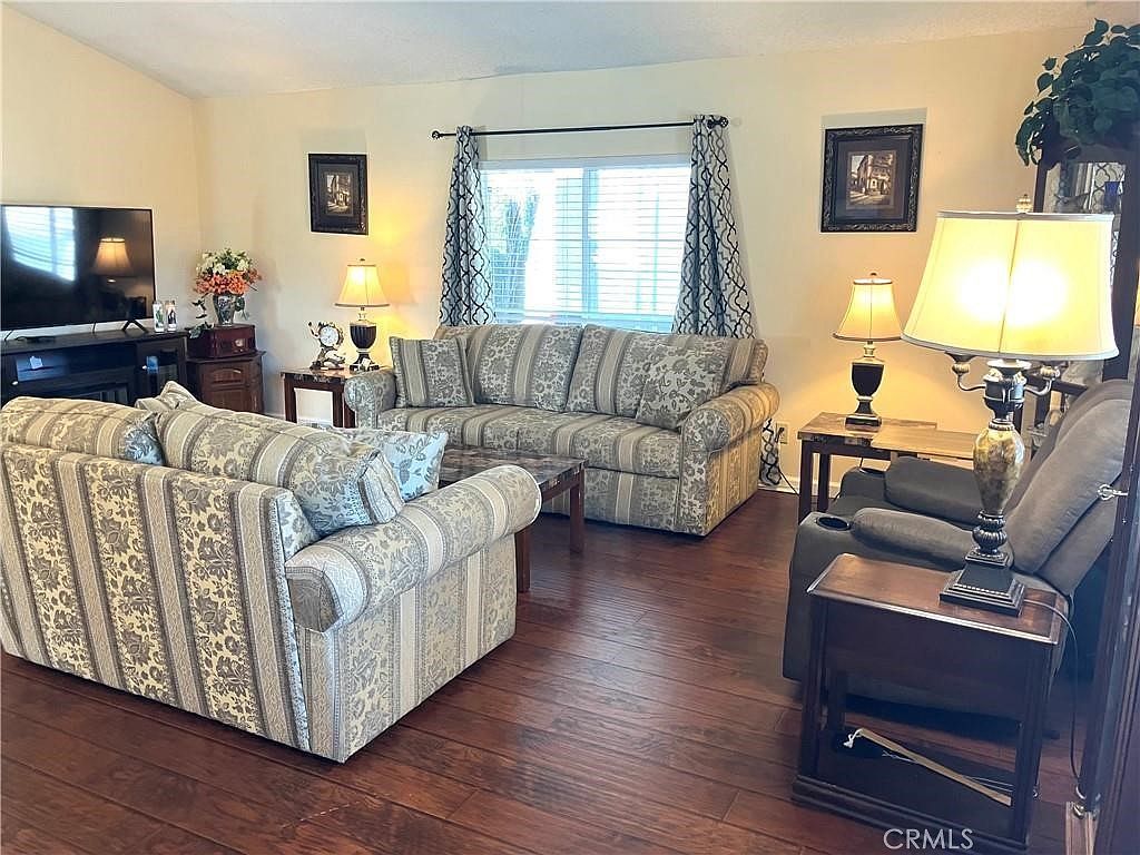 1250 N Kirby St SPC 77 Hemet, CA 92545 - Thumbnail 3