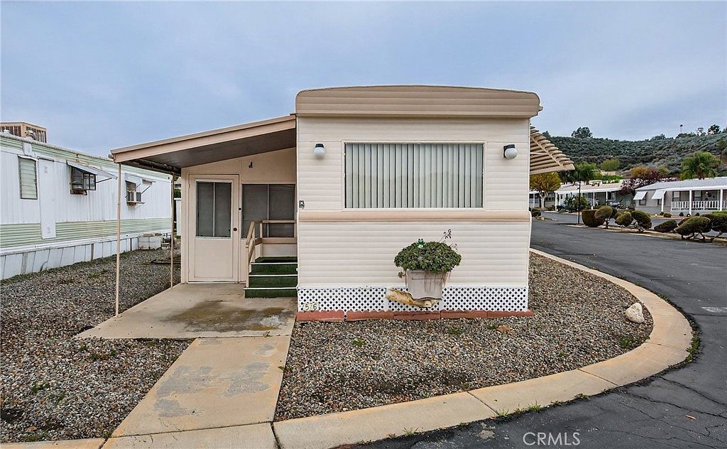 44725 Florida Ave #56 Hemet, CA 92544 - Thumbnail 3