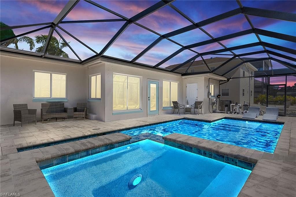 425 Donora Blvd Fort Myers Beach, FL 33931 - Thumbnail 3