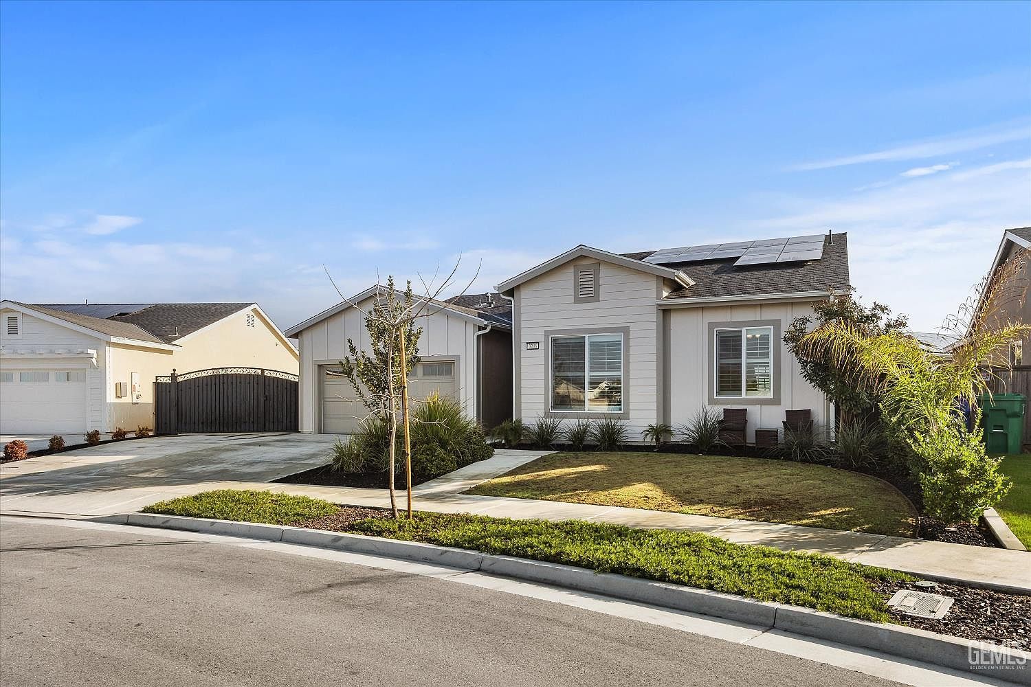 3206 Spruce Park Way Shafter, CA 93263 - Thumbnail 3