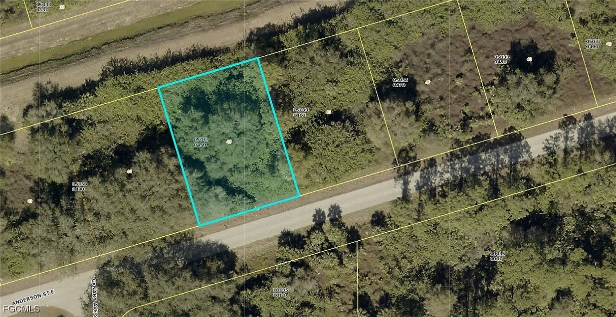 1013 Anderson St E Lehigh Acres, FL 33974 - Thumbnail 3