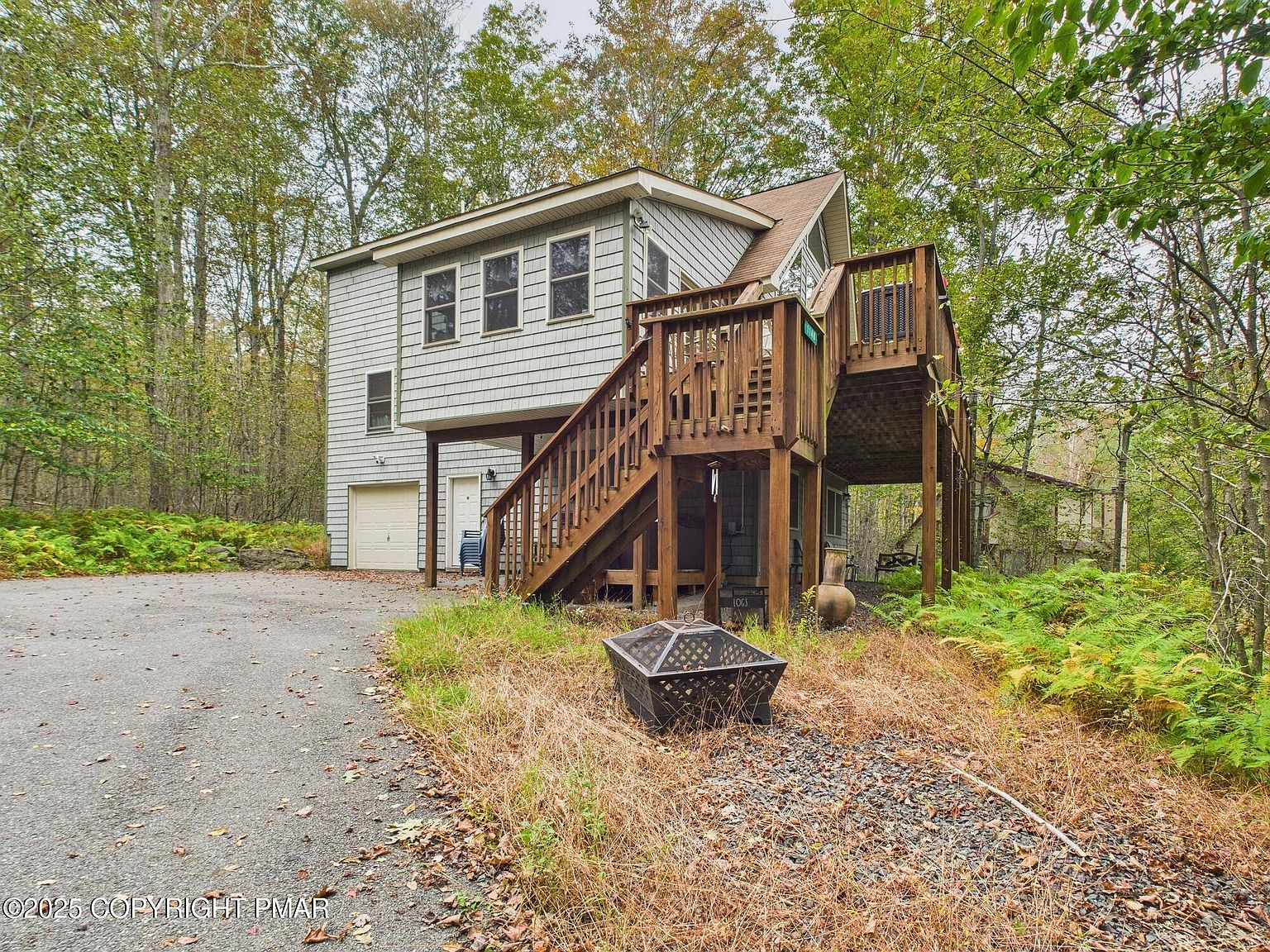 1140 Arrowhead Dr Pocono Lake, PA 18347 - Thumbnail 3