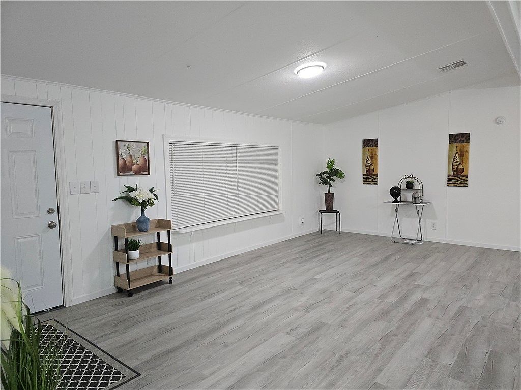 959 Riverview Cv Bullhead City, AZ 86442 - Thumbnail 3