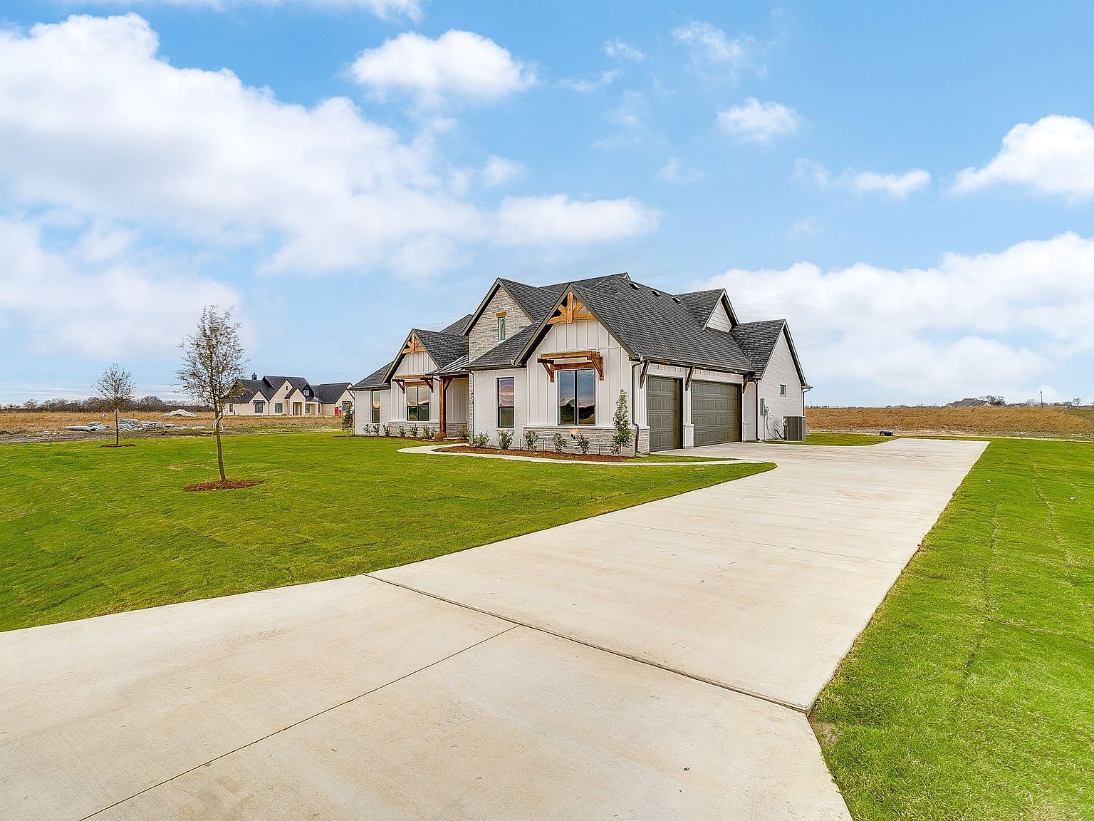 136 Garden Dr Waxahachie, TX 75165 - Thumbnail 3