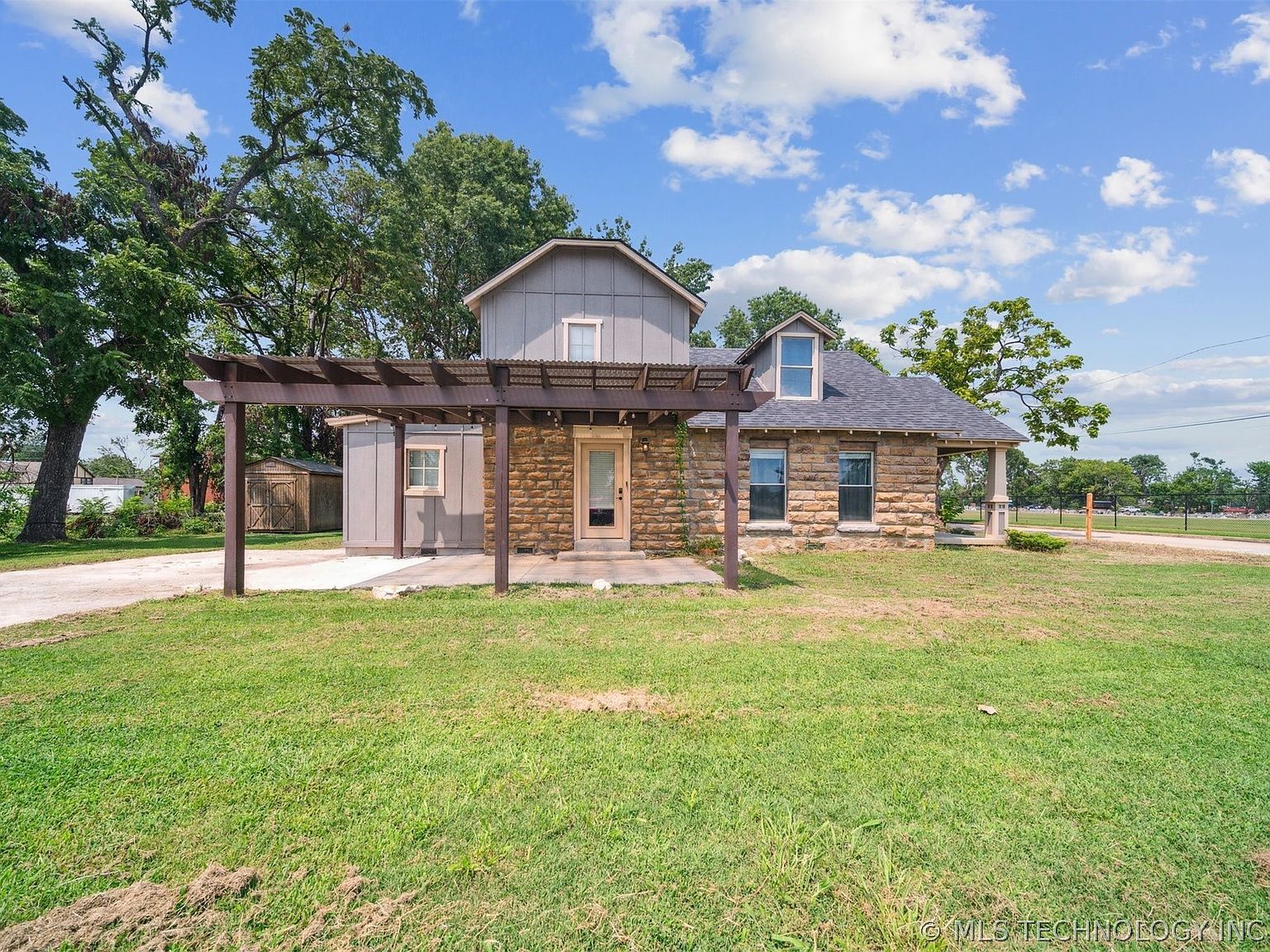 319 S Nome Ave Claremore, OK 74017 - Thumbnail 3