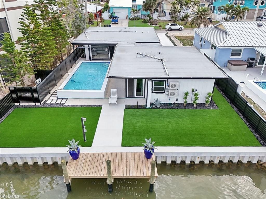 239 Curlew St Fort Myers Beach, FL 33931 - Thumbnail 3