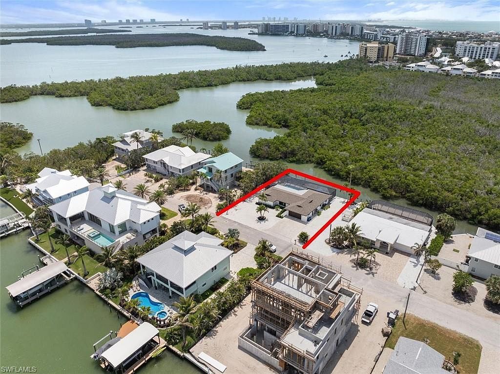 52 Fairview Blvd Fort Myers Beach, FL 33931 - Thumbnail 3