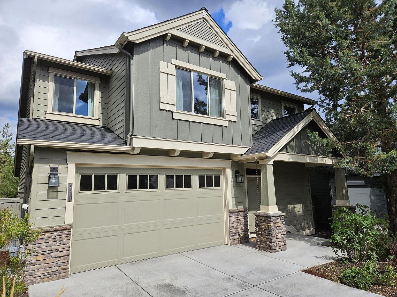 2380 NW Debron Ln Bend, OR 97703 - Thumbnail 3