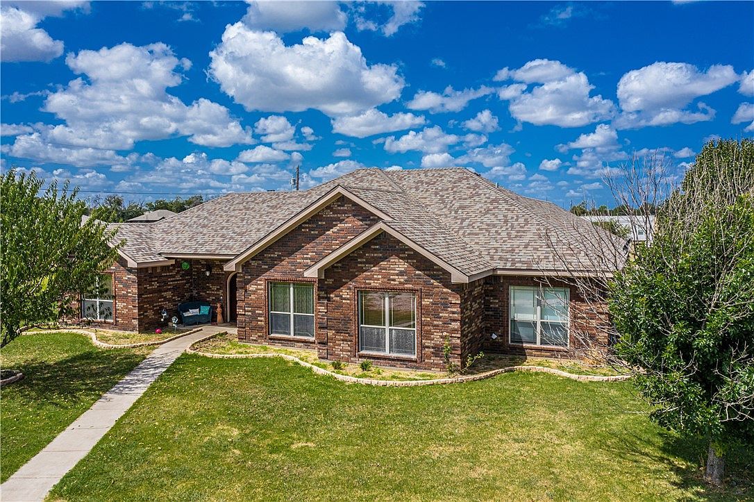 1241 Moccasin Bend Rd Gatesville, TX 76528 - Thumbnail 3