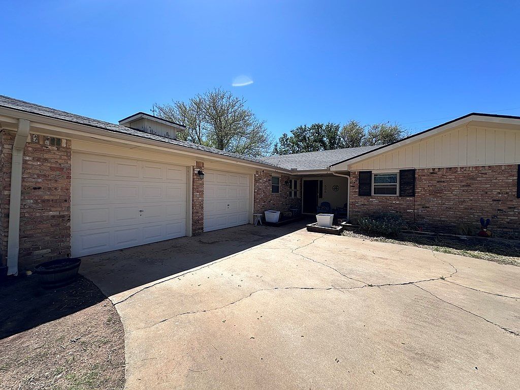 506 SW 18th St Seminole, TX 79360 - Thumbnail 3