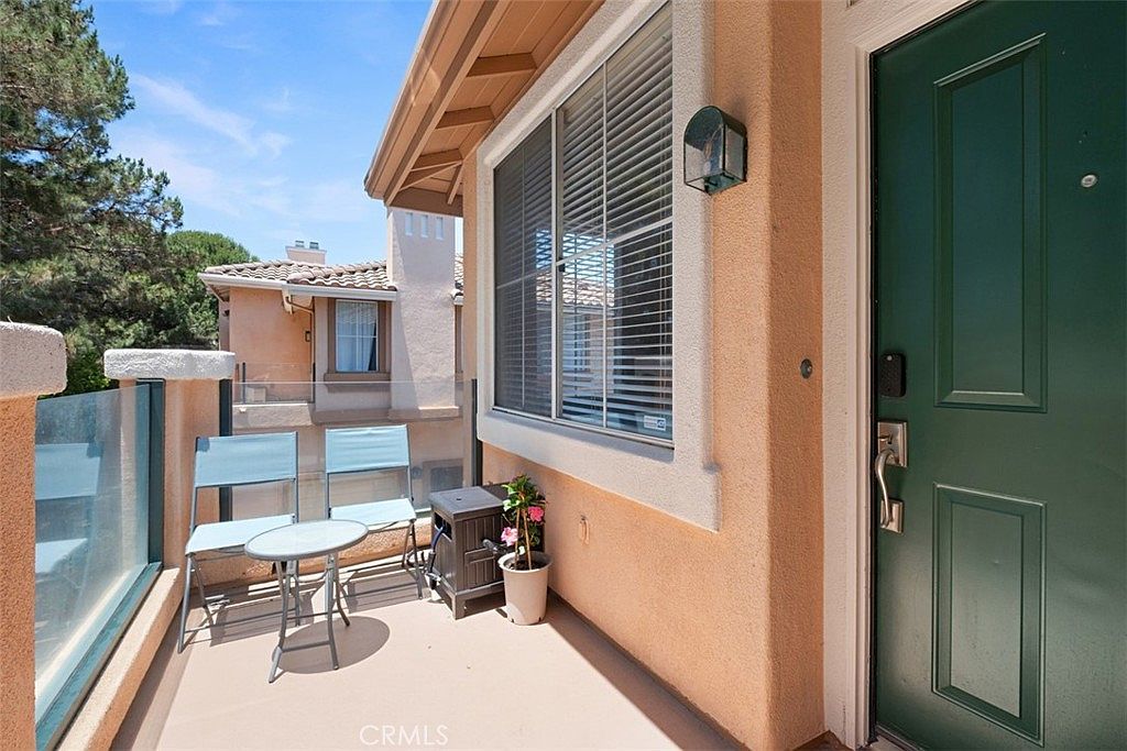 709 Solvay Aisle Irvine, CA 92606 - Thumbnail 3