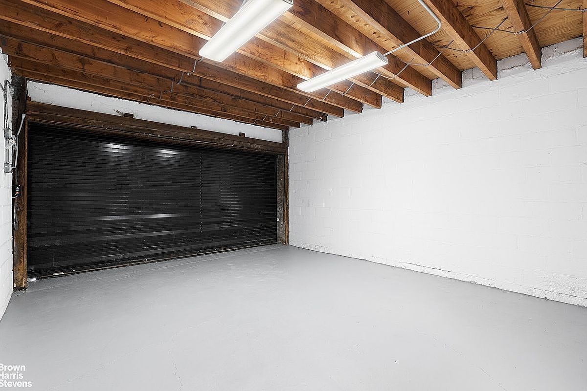 209 W 139th St New York, NY 10030 - Thumbnail 3