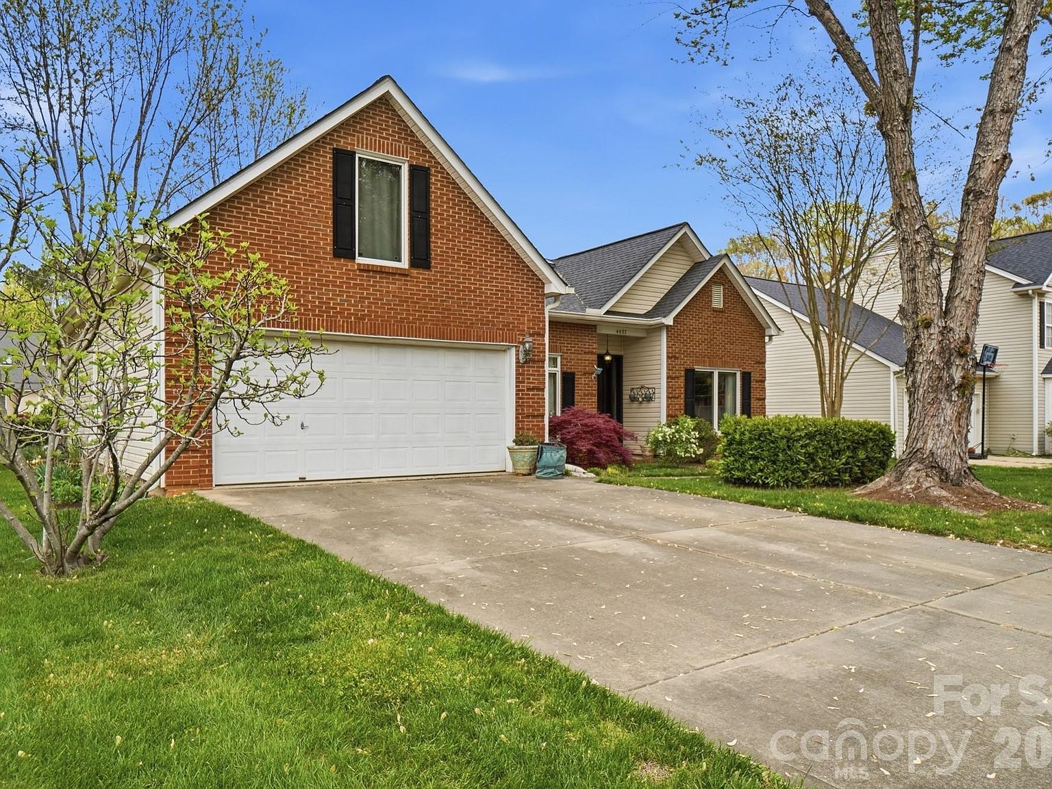 4027 Lannier Falls Ln Charlotte, NC 28270 - Thumbnail 3