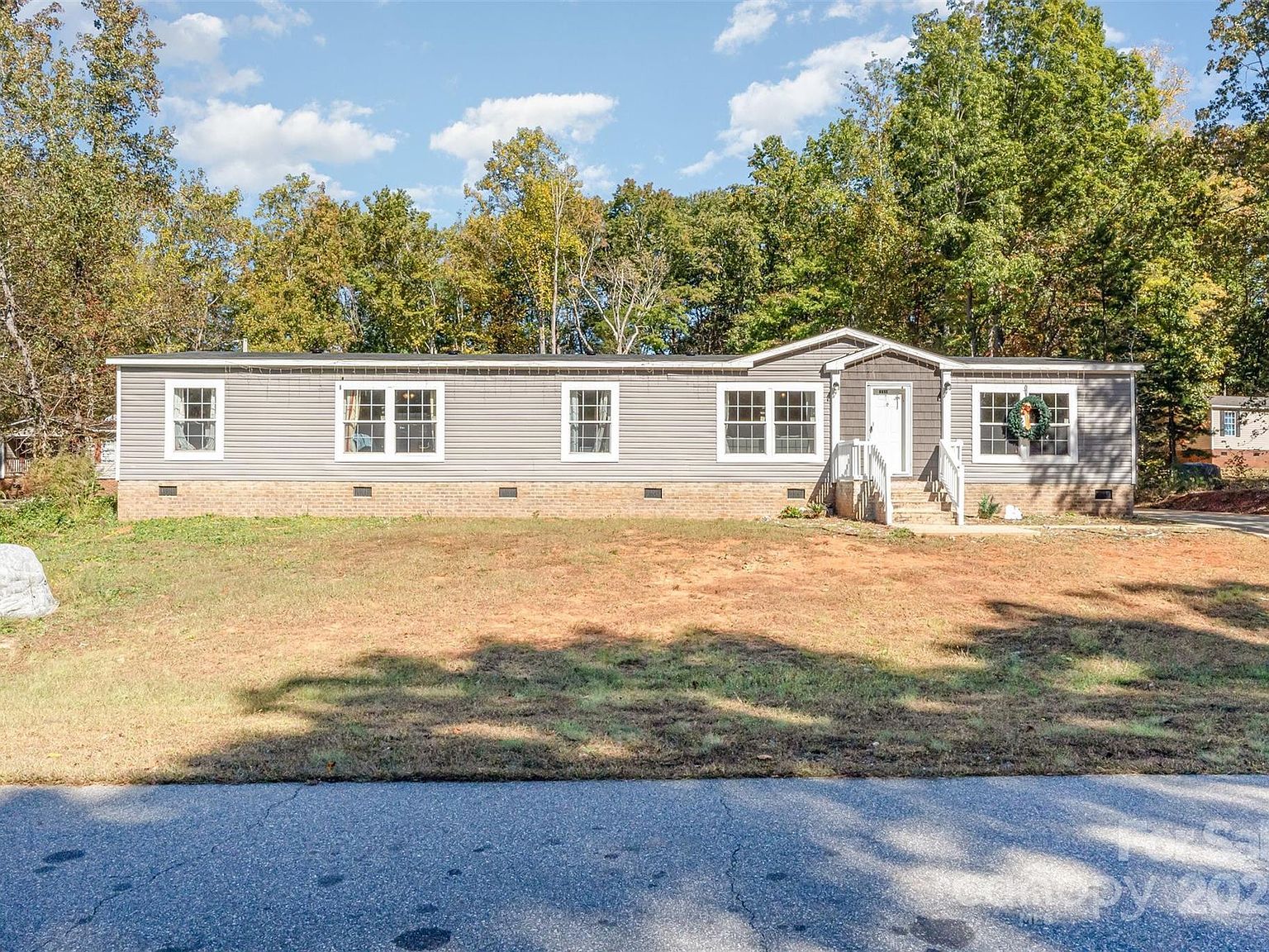 5843 Dachshund St Iron Station, NC 28080 - Thumbnail 3