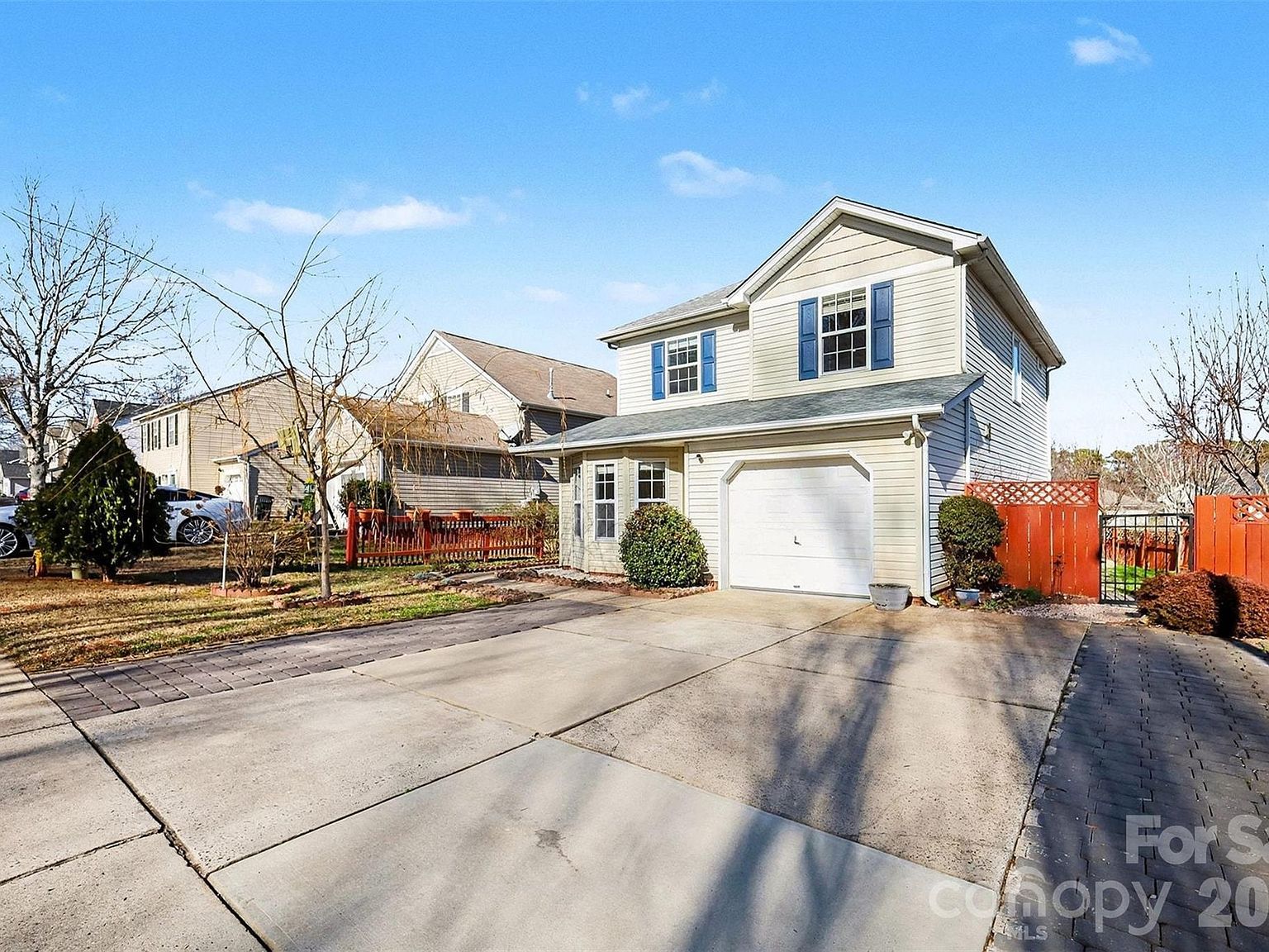 3755 Brookchase Ln Charlotte, NC 28205 - Thumbnail 3