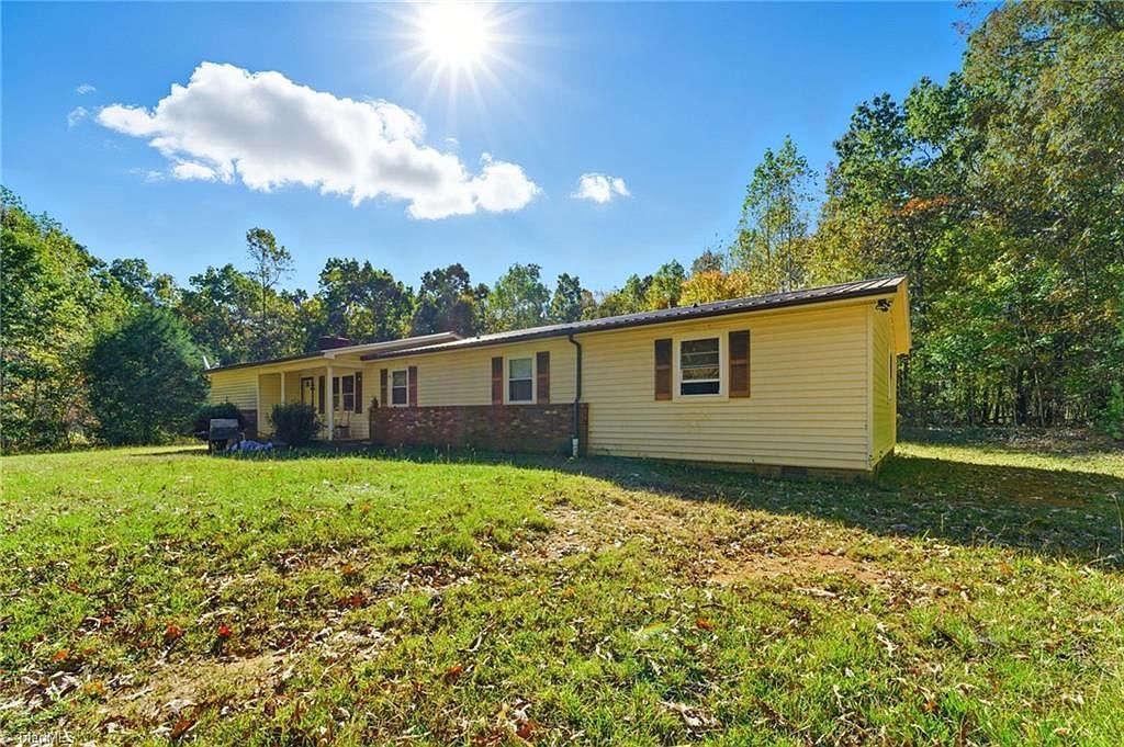 172 Atkins Dairy Rd Troy, NC 27371 - Thumbnail 3