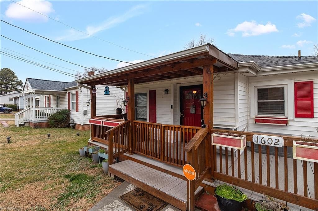 1602 Larkin St High Point, NC 27262 - Thumbnail 3