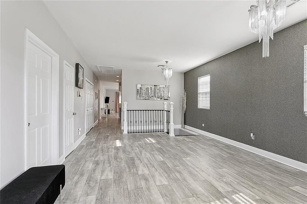 2558 Prentiss Ave New Orleans, LA 70122 - Thumbnail 3