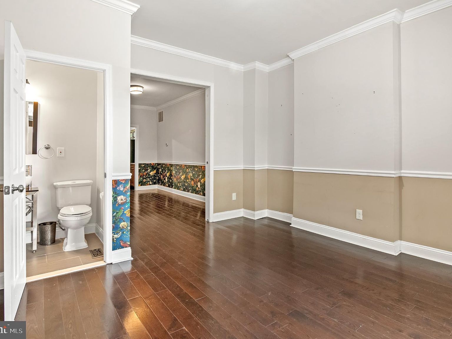 348 Whitridge Ave Baltimore, MD 21218 - Thumbnail 3